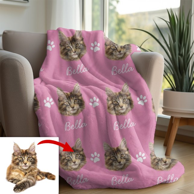 Maine Coon Cat, Custom Pet Pink Fleece Blanket (Creator Uploaded)