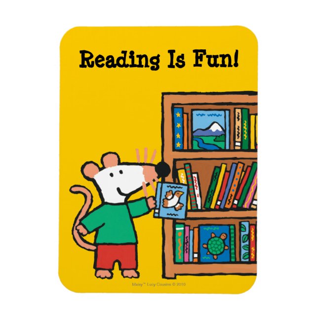 Maisy and a Bookshelf of Books Magnet (Vertical)