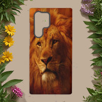 Majestic Golden Realistic Lion Face