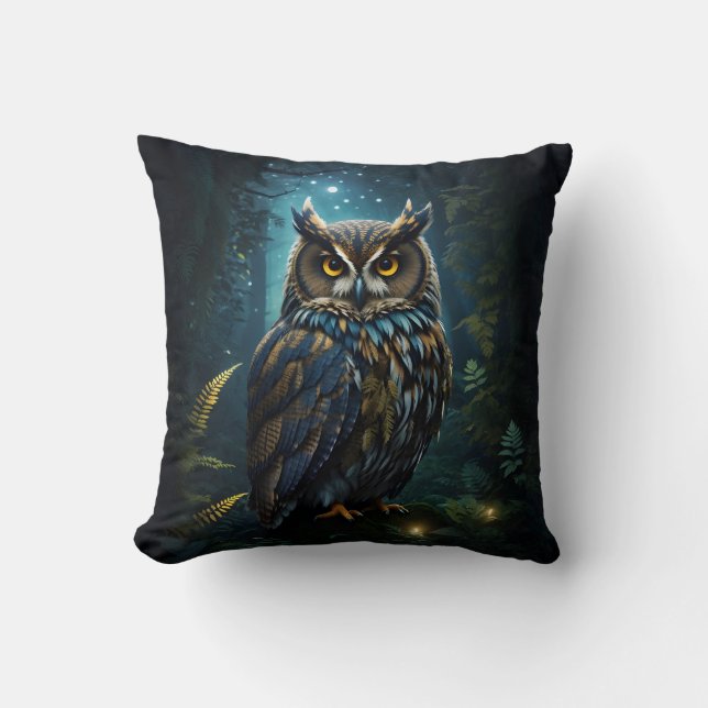 Majestic Great Horned Owl Glowing Night Scene Cushion (Front)