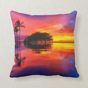 Majestic Sunset   Wailea Beach, Maui, Hawaii Cushion