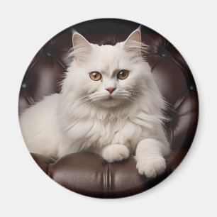 Majestic white cat magnet