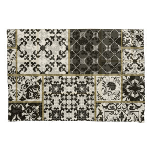 Majolica tile Islamic motifs. Pillowcase