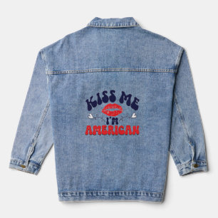 Make a Kiss: Creating a Unique and Romanti Tri-Bl Denim Jacket