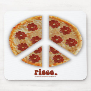 "Make Pizza, Not War" Mousepad