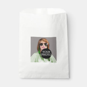 Make your own decor easily with your image on a favour bags