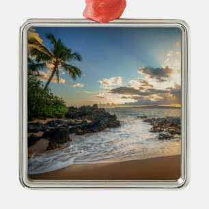 Makena Beach   Makena Cove Metal Tree Decoration