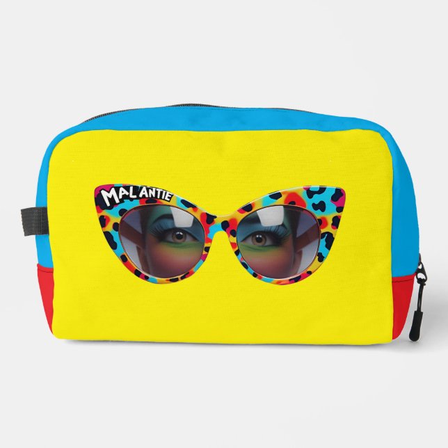 MAL ANTIE Crazy Aunt Afrikaanse Humour cosmetic ba Dopp Kit (Front)