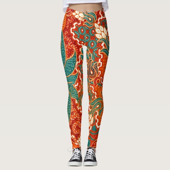 Malaysian Batik: Beautiful Art Pattern. Leggings (Front)