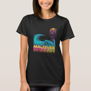 Maldives Retro 80s Style Vintage Vaporwave Surf T-Shirt