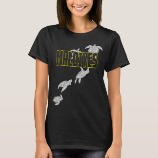 Maldives Sea Turtles, Scuba Diving with Turtles T-Shirt