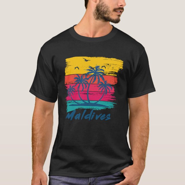 Maldives  summer beach holiday destination T-Shirt (Front)