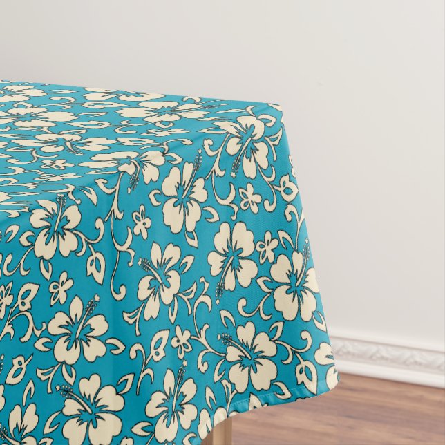 Malia Hibiscus Hawaiian Vintage Floral Tablecloth (In Situ)