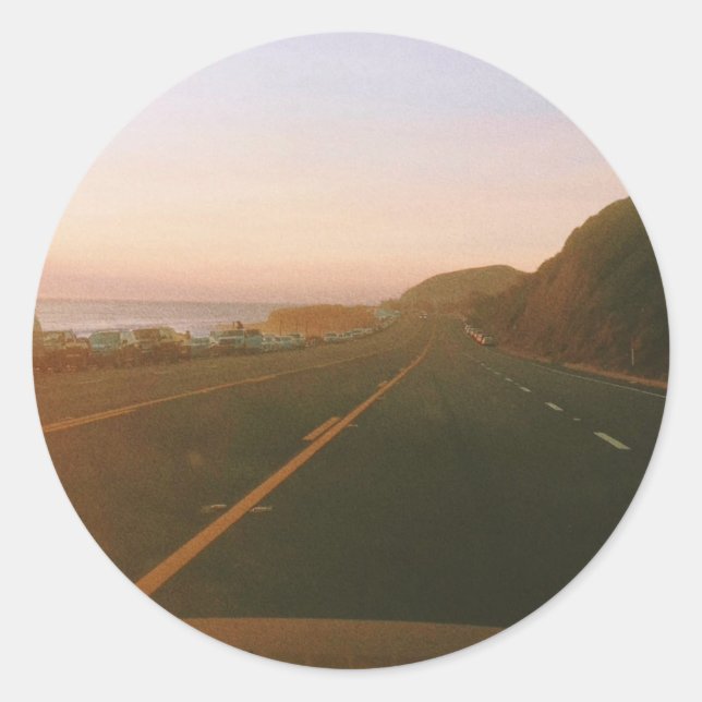 Malibu Roadtrip Classic Round Sticker (Front)