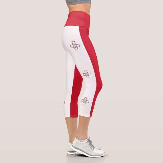 Malta Flag Capri Leggings (Right)
