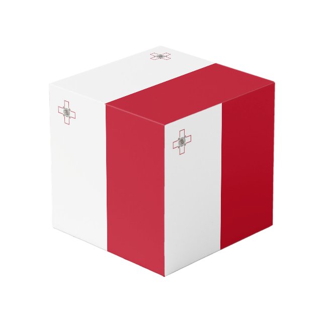 Malta flag cube (Front Angled)