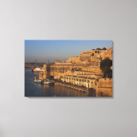 Malta, Valletta, harbour view from Lower Barrakka