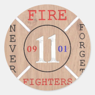 Maltese Cross - Never Forget Classic Round Sticker