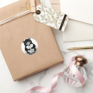 Mama Bear with Two Cubs Heart Line Art Design Classic Round Sticker