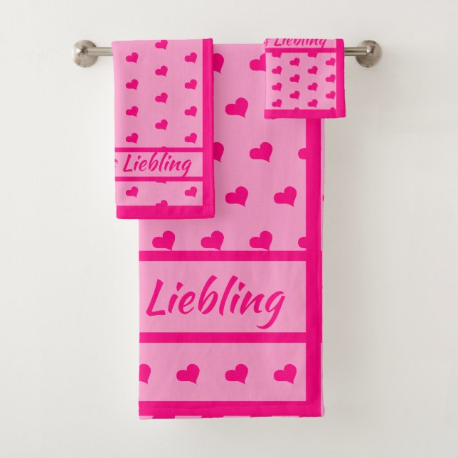 Mama's favorite pink hearts bath towel set (Insitu)
