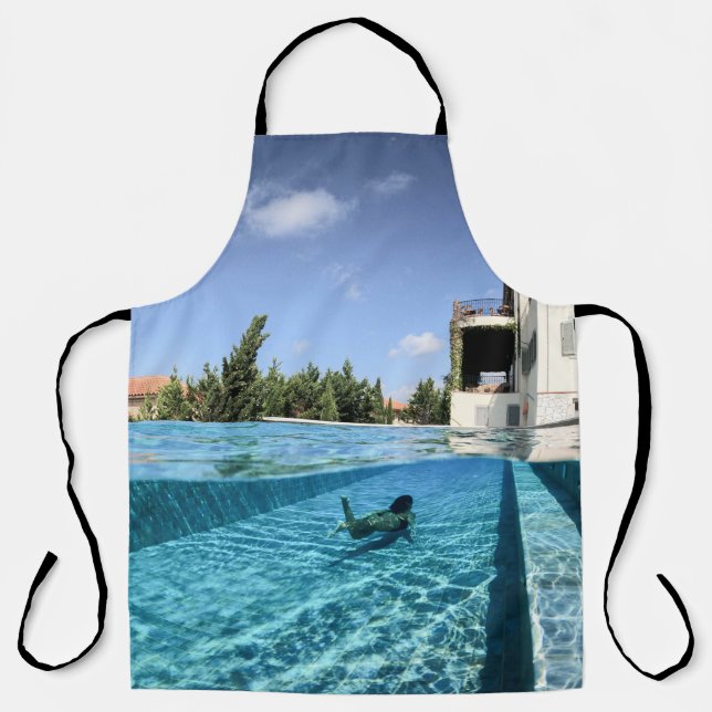 Man in swimming pool in the morning apron (Front)