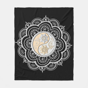 Mandala 2 fleece blanket