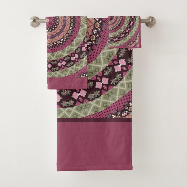 Mandala circle round ornamental pastel purple colo bath towel set (Insitu)