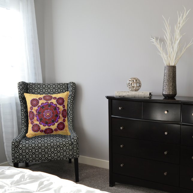 Mandala flower pattern cushion (Creator Uploaded)