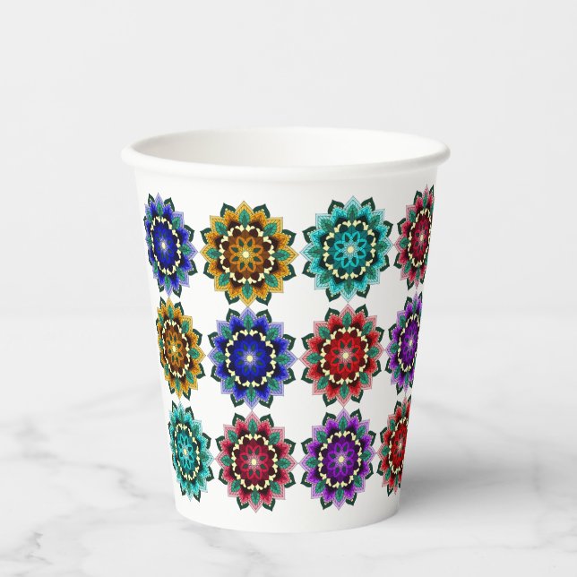 Mandala in various colors paper cups (Front)