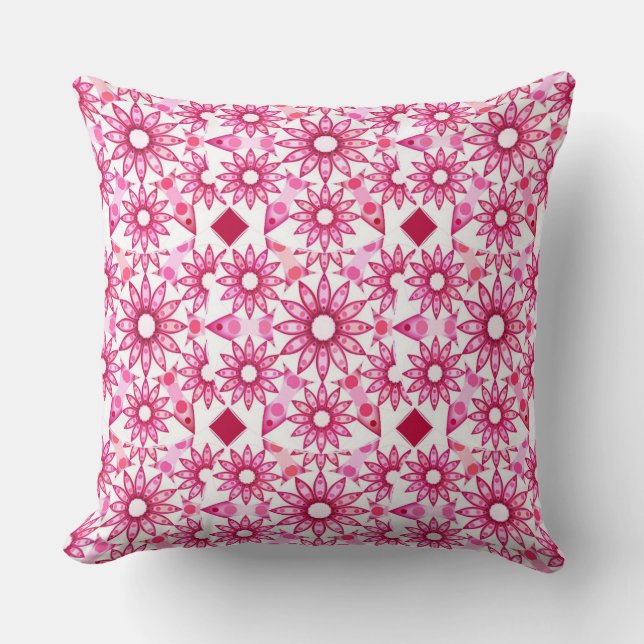 Mandala pattern in shades of pink, maroon cushion (Front)