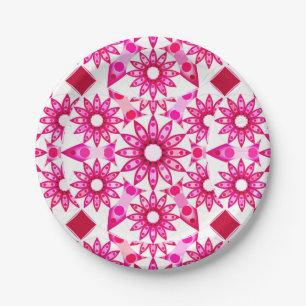 Mandala pattern in shades of pink, maroon paper plate