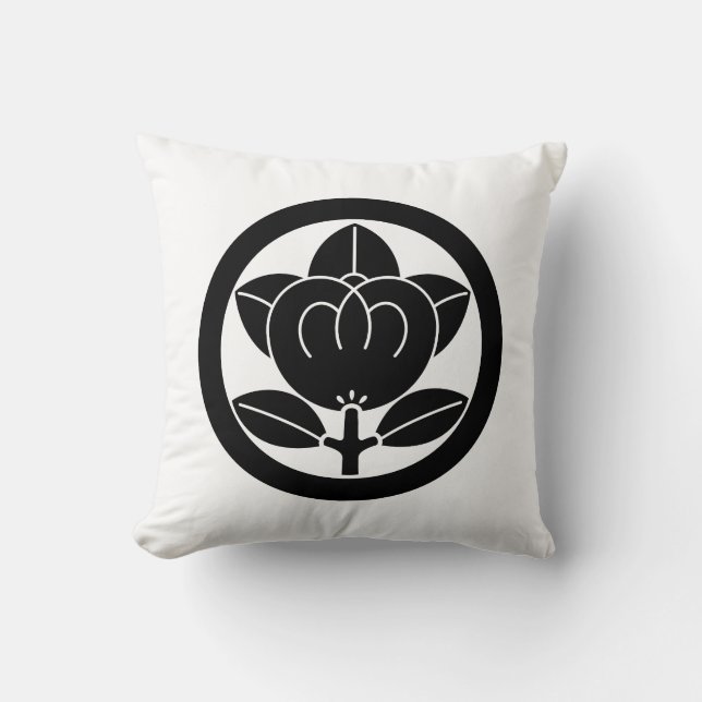 Mandarin orange in a circle cushion (Front)