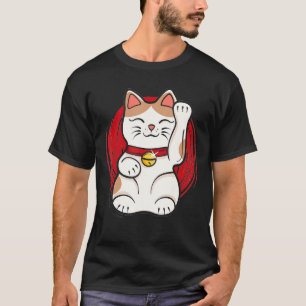 Maneki Neko Lucky Cat Statue Waving Japanese Style T-Shirt