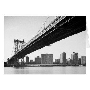 Manhattan Bridge and skyline, New York, US.