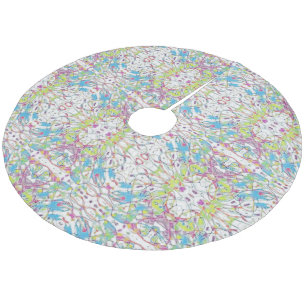 Manicure 2 fleece tree skirt