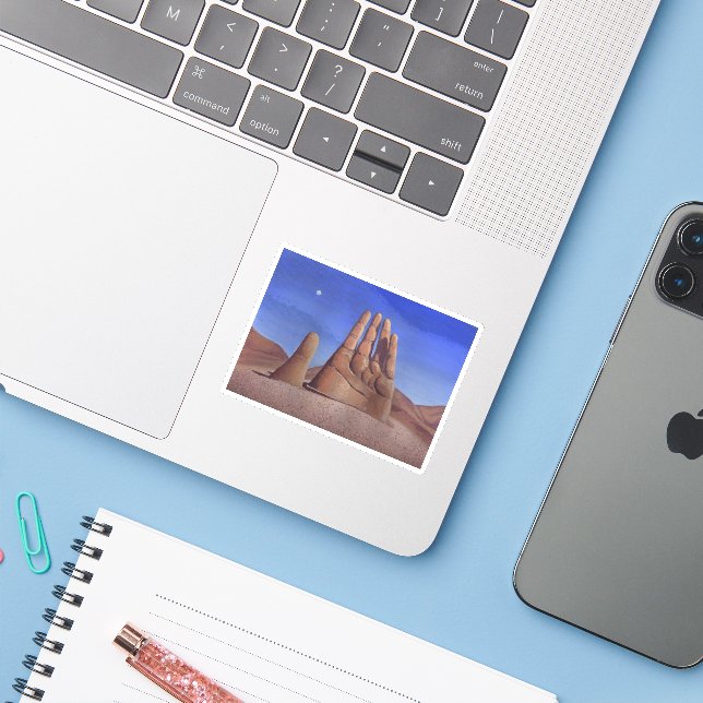 Mano del Desierto (Laptop w/ iPhone)