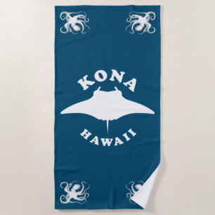 Manta Ray Diving in Kona, Hawaii Beach Towel