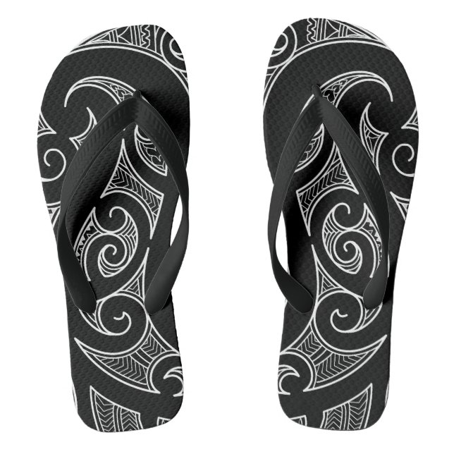 Maori all black flip flops (Footbed)