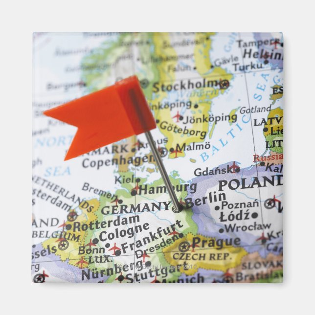 Map pin placed in Berlin, Germany on map, Magnet (Front)