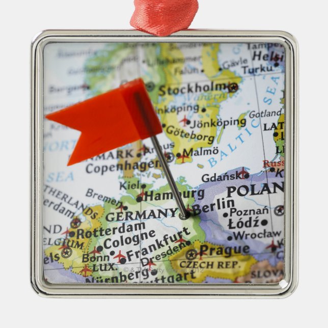 Map pin placed in Berlin, Germany on map, Metal Tree Decoration (Front)