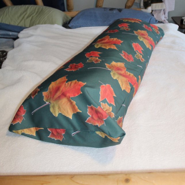 Maple Eye Candy body pillow (Creator Uploaded)