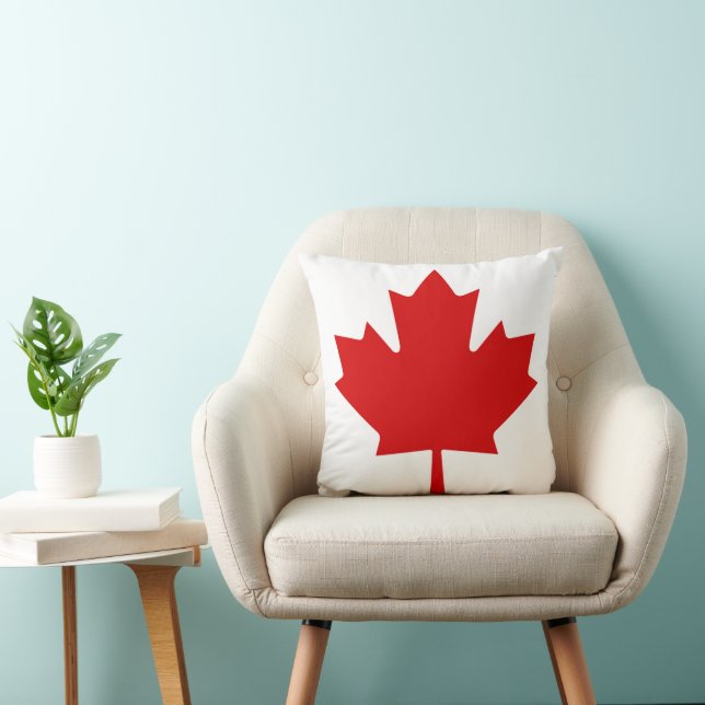 Maple leaf cushion (Chair)