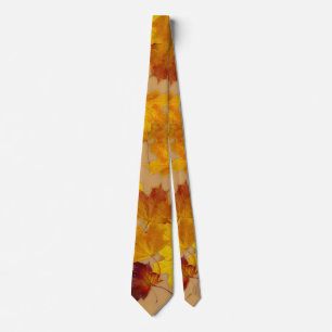 Maple leaves tie
