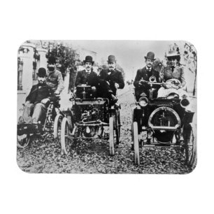 Marcel (d.1903) and Louis (1877-1944) Renault driv Magnet