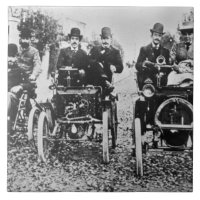 Marcel (d.1903) and Louis (1877-1944) Renault driv