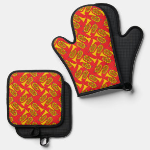Marching Baritone Crosshatch Oven Mitt & Pot Holder Set