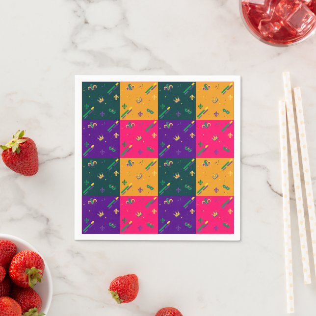 Mardi Gras Carnival Harlequin Fleur de Lis Diamond Napkin (Insitu)