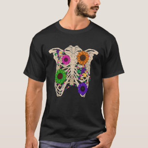 Mardi Gras Skeleton Ribs Carnival Throws Beads Cut T-Shirt