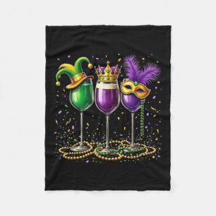 Mardi Gras Wine Gles Design– Funny Fat Tuesday Dri Fleece Blanket