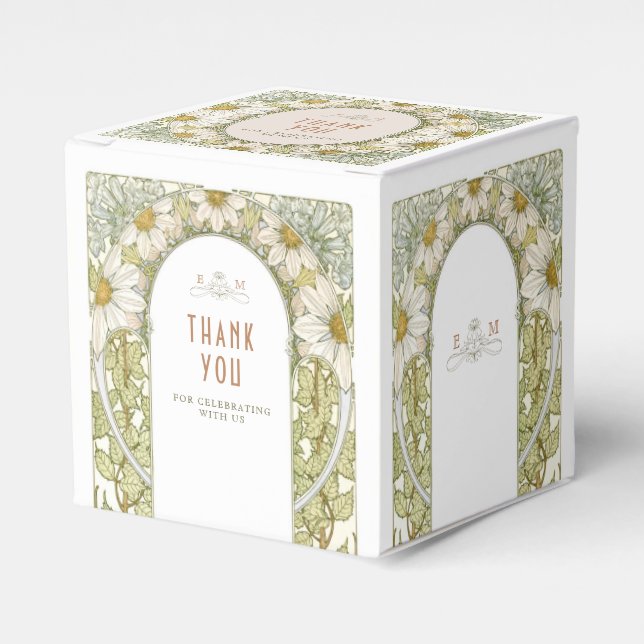 Marguerite Daisy Delicate Art Nouveau Mucha Favour Box (Front Side)